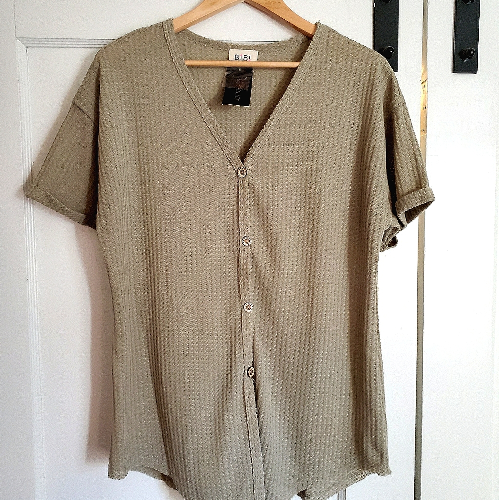 NWT Waffle knit button down shirt